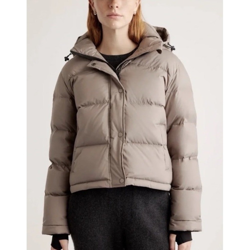Quince Responsible 700 Fill Power Goose Down Duvet Puffer Jacket Stone Taupe L